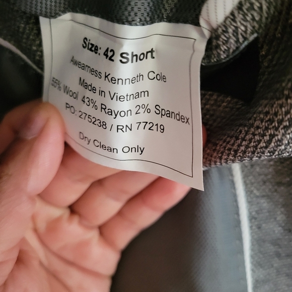 Kenneth Cole Men's Gray Blazer - Picture 3 of 12